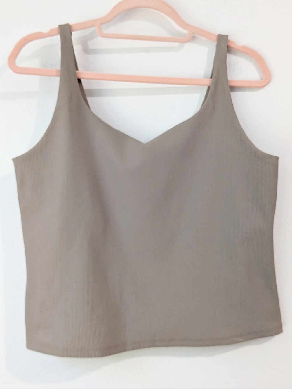 NEW Spanx Soft and Smooth Shelf Tank Top - Built-In Shelf Bra